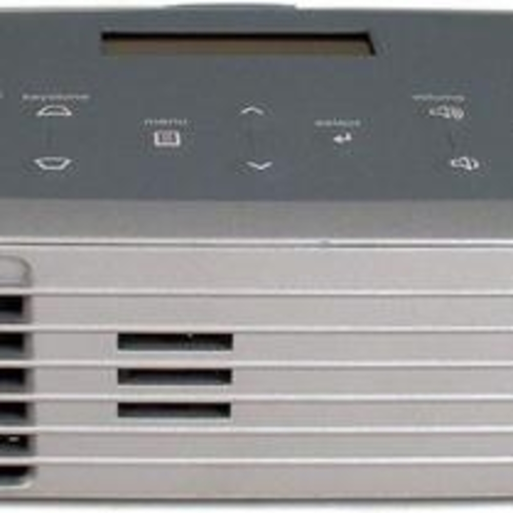 Compact Silver Multimedia Projector - Picture 2 of 6